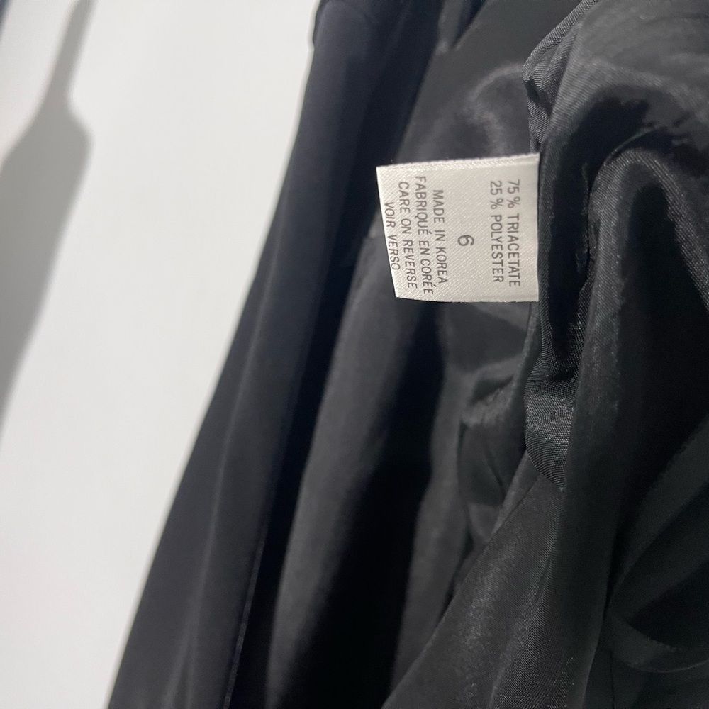 Tahari Vintage Black Low V-Neck Gown Size 6 - Picture 10 of 15